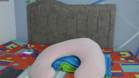 Snapshot of tifany_ramirez4w chatting on 5, 11, 2025 Estefana Ramrez online show from 5, 11, 2025