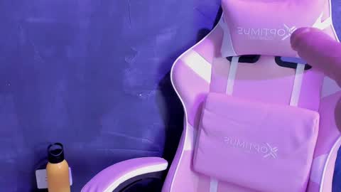 tiffany_bigboobs online show from 10, 1, 2025