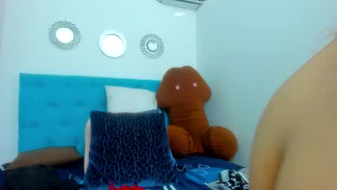 tiffany  online show from 17, 10, 2025