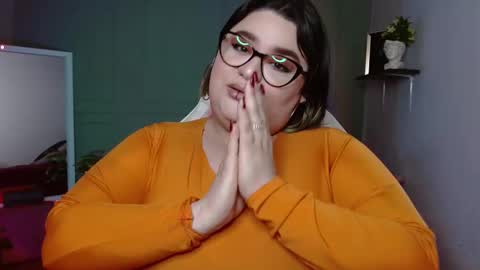 Snapshot of tiffany_laurens chatting on 6, 12, 2024 dont forget ask for custom vids online show from 6, 12, 2024