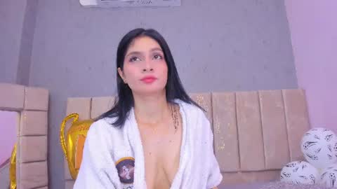 Snapshot of tiffany_mendez chatting on 7, 7, 2026 tiffany_mendez online show from 7, 7, 2026