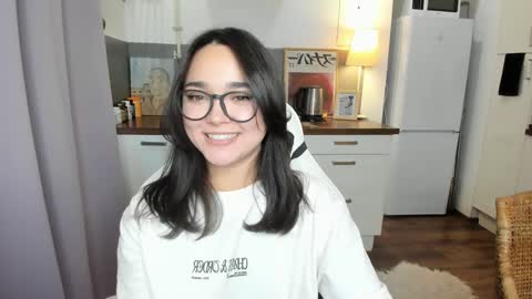 Snapshot of tiffanyflynn chatting on 10, 1, 2025 Tiffany online show from 10, 1, 2025