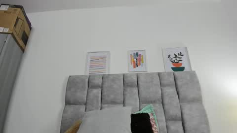 Tifanny Fox online show from 17, 9, 2025