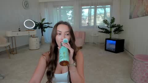 Snapshot of tiffanyhouston_ chatting on 9, 1, 2025 Tiffany Houston online show from 9, 1, 2025