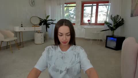 Snapshot of tiffanyhouston_ chatting on 5, 3, 2025 Tiffany Houston online show from 5, 3, 2025