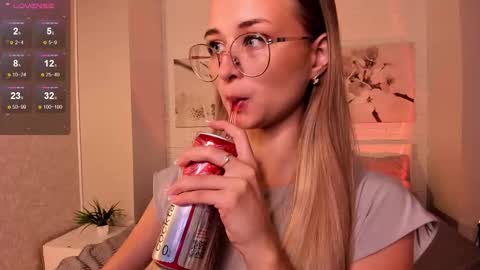 Tiffany online show from 17, 9, 2025