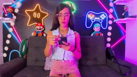 Snapshot of tiffvalentinee_ chatting on 1, 3, 2025 Tiffany online show from 1, 3, 2025