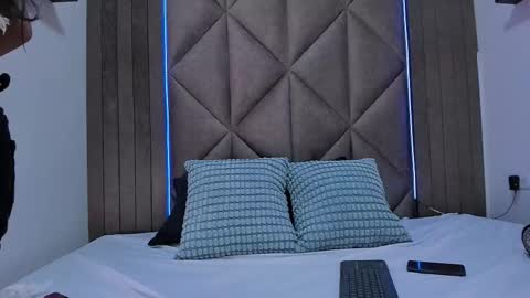 Snapshot of tiffvalentinee_ chatting on 13, 9, 2025 Tiffany online show from 13, 9, 2025