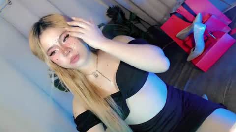 Snapshot of tight_elliana chatting on 20, 7, 2026 tight_elliana online show from 20, 7, 2026