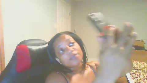 Snapshot of tightwetty69 chatting on 13, 11, 2025 tightwetty69 online show from 13, 11, 2025