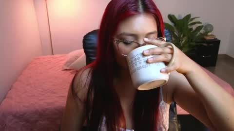 Snapshot of tilatequilas chatting on 14, 4, 2026 Tila Tequila online show from 14, 4, 2026