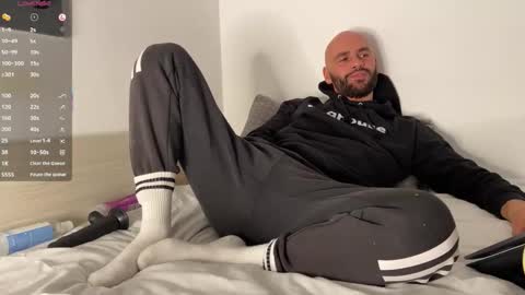 Snapshot of tim_beard chatting on 4, 12, 2025 Tim Beard online show from 4, 12, 2025