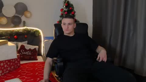 Snapshot of tim_mart chatting on 24, 12, 2024 ask me online show from 24, 12, 2024