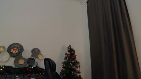 Snapshot of tim_mart chatting on 28, 12, 2024 ask me online show from 28, 12, 2024