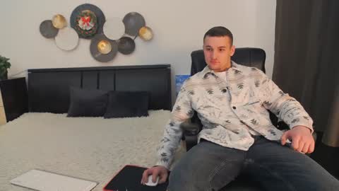 Snapshot of tim_mart chatting on 5, 1, 2025 ask me online show from 5, 1, 2025