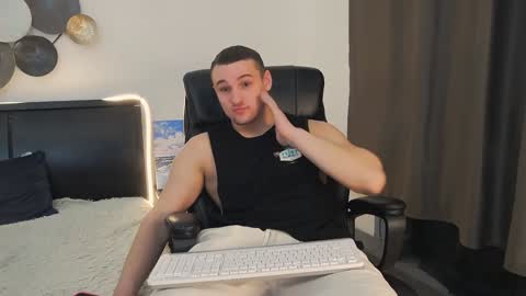 Snapshot of tim_mart chatting on 6, 1, 2025 ask me online show from 6, 1, 2025