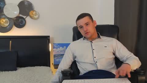 Snapshot of tim_mart chatting on 12, 1, 2025 ask me online show from 12, 1, 2025