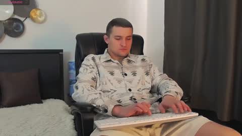 Snapshot of tim_mart chatting on 15, 1, 2025 ask me online show from 15, 1, 2025