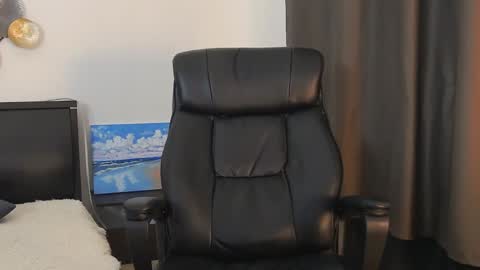 Snapshot of tim_mart chatting on 18, 1, 2025 ask me online show from 18, 1, 2025