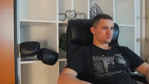 Snapshot of tim_mart chatting on 30, 1, 2025 ask me online show from 30, 1, 2025