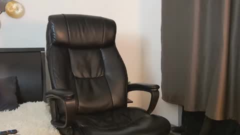 Snapshot of tim_mart chatting on 3, 2, 2025 ask me online show from 3, 2, 2025