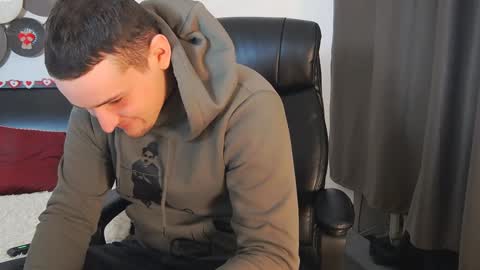 Snapshot of tim_mart chatting on 8, 2, 2025 ask me online show from 8, 2, 2025