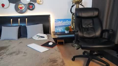 Snapshot of tim_mart chatting on 23, 2, 2025 ask me online show from 23, 2, 2025