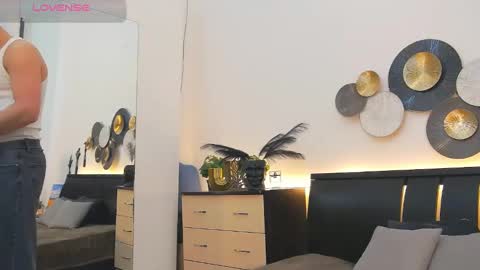 Snapshot of tim_mart chatting on 8, 3, 2025 ask me online show from 8, 3, 2025