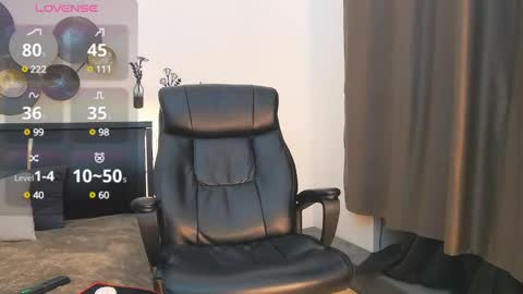 Snapshot of tim_mart chatting on 8, 3, 2025 ask me online show from 8, 3, 2025