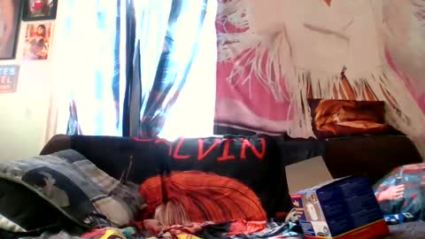 Snapshot of timbits8611721883 chatting on 16, 12, 2025 timbits8611721883 online show from 16, 12, 2025