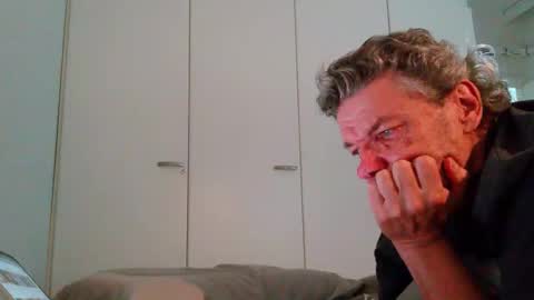 Snapshot of timo2023fi chatting on 1, 10, 2025 timo2023fi online show from 1, 10, 2025