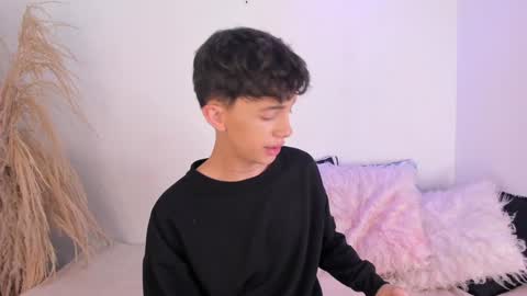 Snapshot of timothy_ross chatting on 21, 12, 2024 Timothy 21 years old online show from 21, 12, 2024