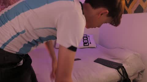 Snapshot of timothy_ross chatting on 5, 2, 2025 Timothy 21 years old online show from 5, 2, 2025