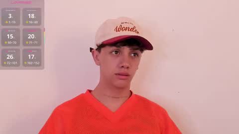 Snapshot of timothy_ross chatting on 22, 11, 2025 Timothy 21 years old online show from 22, 11, 2025