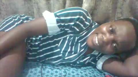 Snapshot of tina2030 chatting on 22, 12, 2025 christine online show from 22, 12, 2025