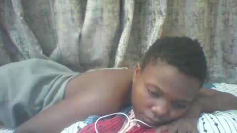 Snapshot of tina2030 chatting on 16, 4, 2026 christine online show from 16, 4, 2026