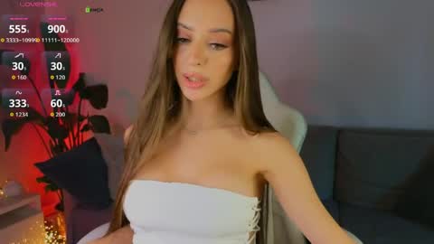 Snapshot of tina_akira chatting on 20, 5, 2026 Helen online show from 20, 5, 2026