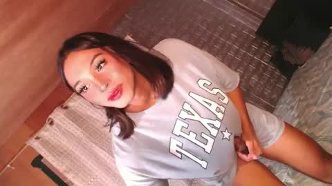 Snapshot of tina_allure chatting on 4, 2, 2025 Tina online show from 4, 2, 2025
