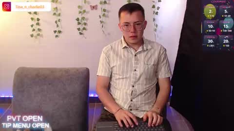 Snapshot of tina_n_charlie chatting on 18, 5, 2026 Tina N Charlie online show from 18, 5, 2026