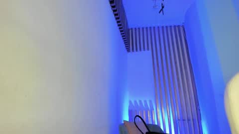 Tina  online show from 23, 9, 2025