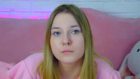 TinaBurton online show from 19, 3, 2026