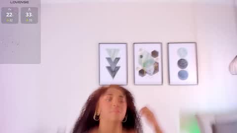 Snapshot of tinacurly chatting on 22, 11, 2025 Tina online show from 22, 11, 2025