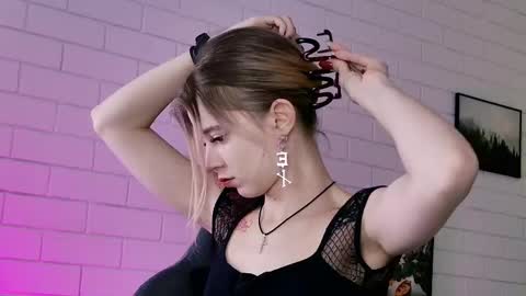 Tina Davil online show from 13, 1, 2026