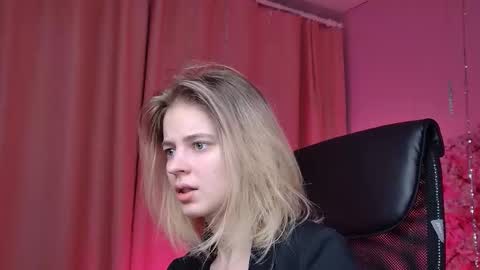 Tina Davil online show from 10, 2, 2026