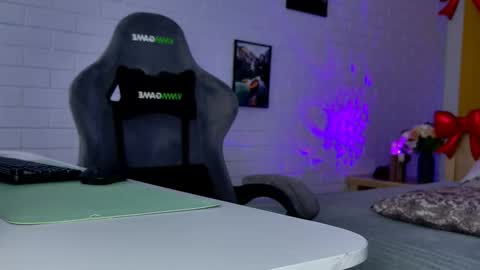 Tina Davil online show from 17, 2, 2026