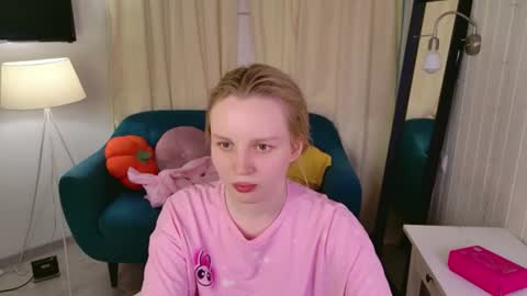 Snapshot of tinasiner chatting on 11, 6, 2026 tinasiner online show from 11, 6, 2026