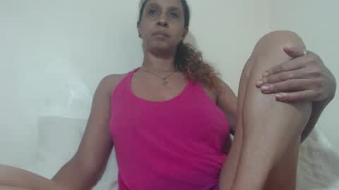 Snapshot of tinaxxxpetitexoxo chatting on 29, 1, 2025 Tina online show from 29, 1, 2025