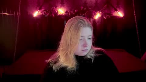 TinkerrBelll online show from 5, 1, 2026