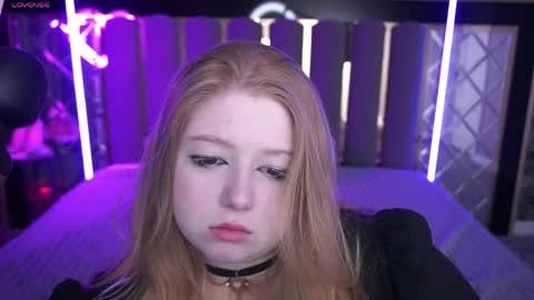 TinkerrBelll online show from 11, 4, 2026