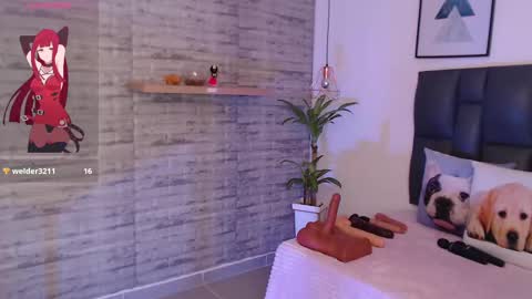 Tinna Goddess online show from 6, 3, 2025